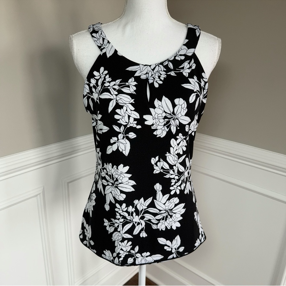 White House Black Market Floral Black and White Reversible  Top Size Medium